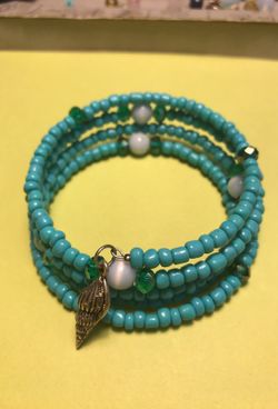 Crystal and cats eye bracelet