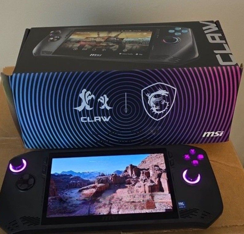 MSI CLAW PORTABLE GAMING SYSTEM $350 Pickup Today!