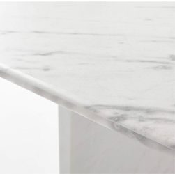 Marmol table