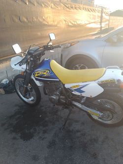 2003  suzuki Dr 650