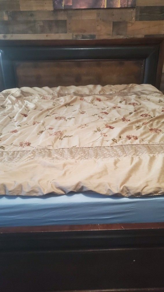 Full Cali Bed