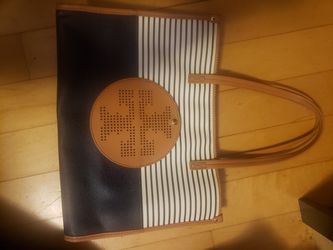 Tory burch purse