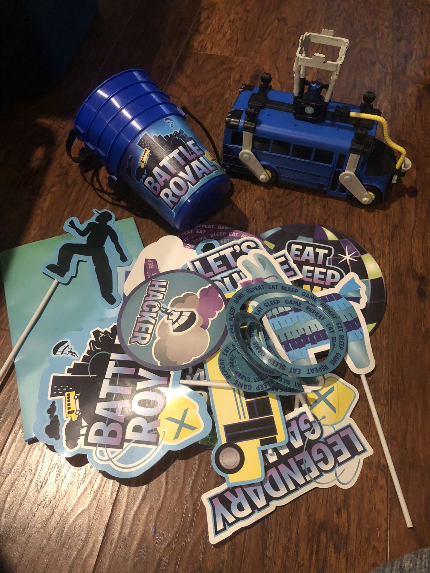 Fortnite Birthday Party Decorations