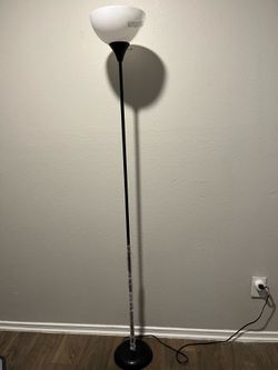 Floor lamp