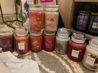 9 Yankee Candle Fall Scents
