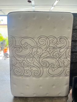Double mattress and box spring