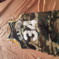 93-94 Hakeem rockets hardwod classics