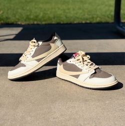 AIR JORDAN 1 LOW SP OG "Travis Scott - Reverse Mocha
