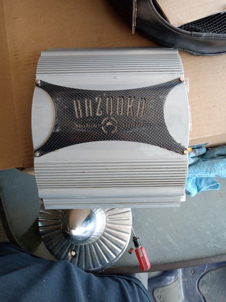 Bazooka Car Amp