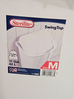 Trash can - Medium (11 gal) with swing cover