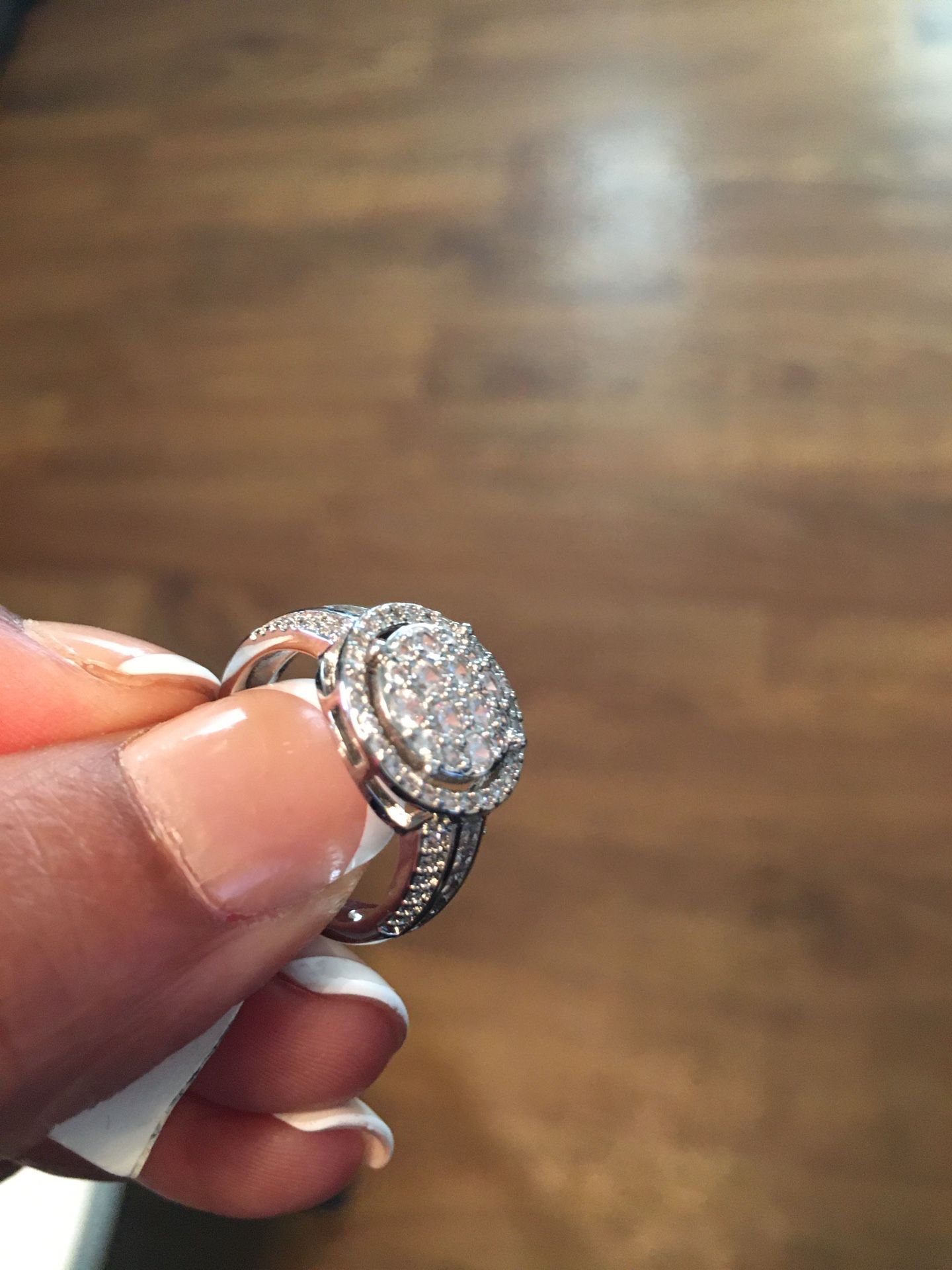 925 STERLING SILVER WHITE SAPPHIRE ROUND CUT CLUSTER RING