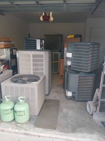 Used Air Conditioner Unit's 