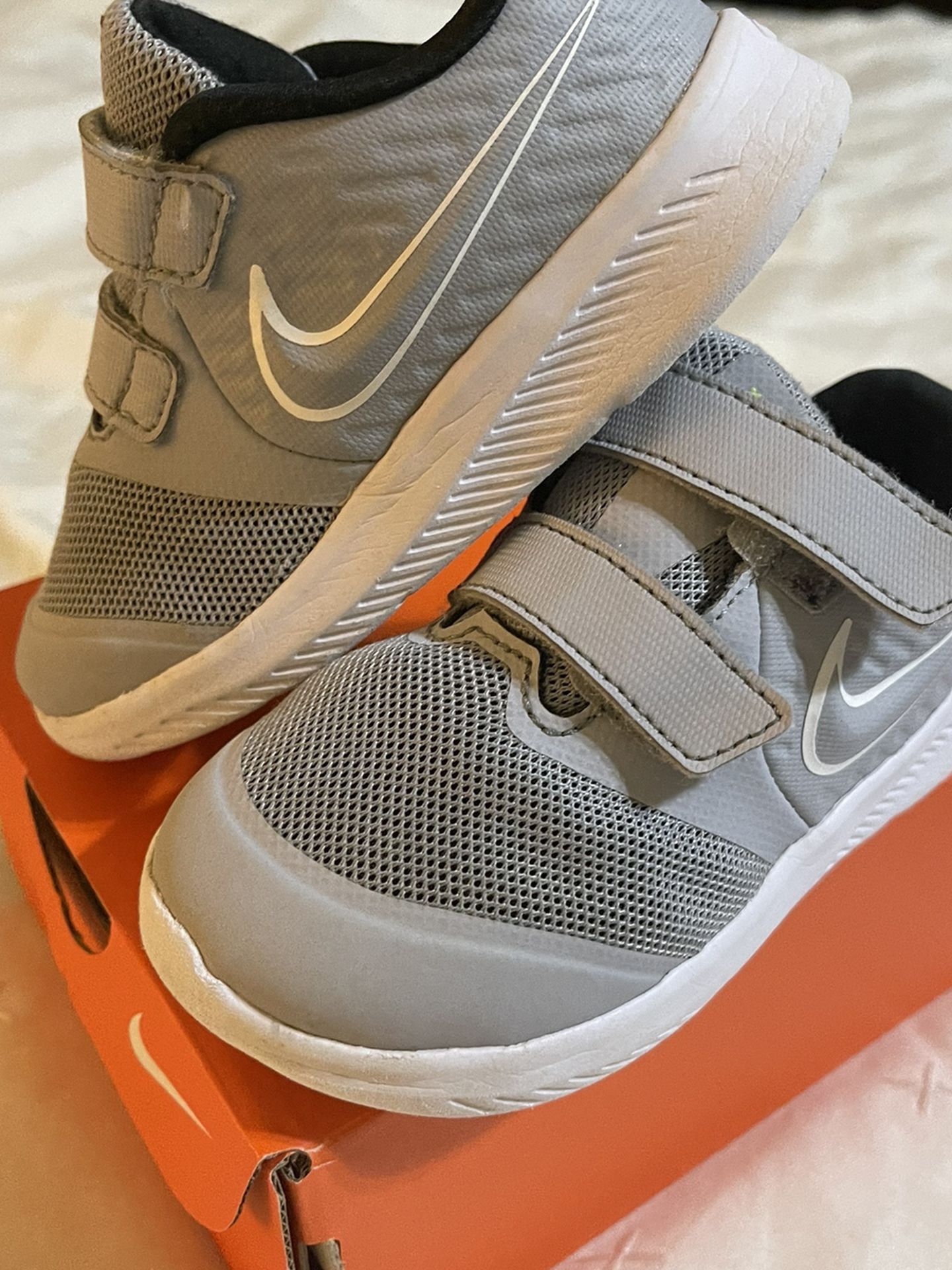 Nike Toddler Sneakers 8c