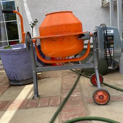 1.6 Cu Ft Yardmax Concrete Mixer 
