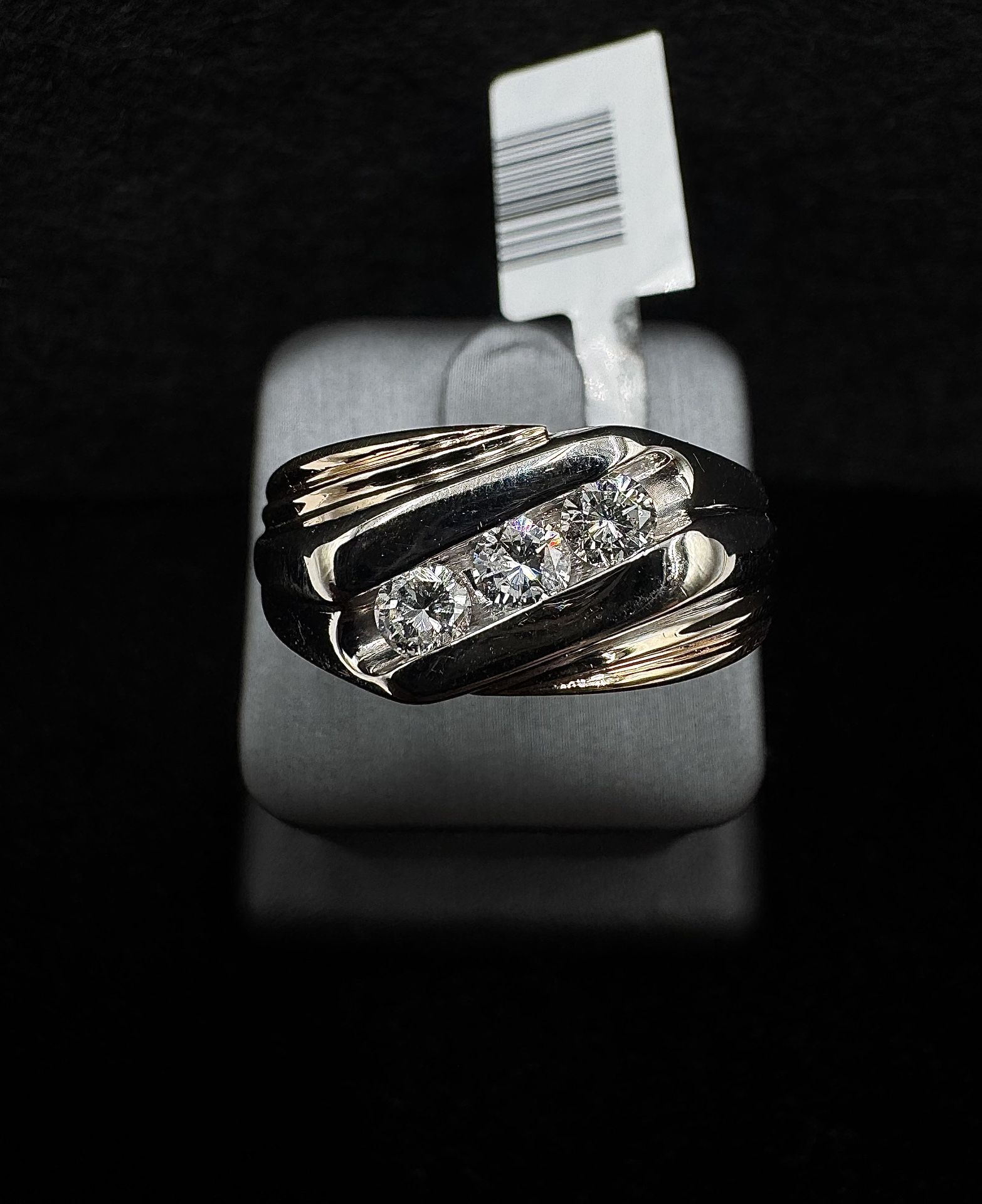 💎 14K Two-Tone Gold Men’s Diamond Ring – .30 Carats 💎
