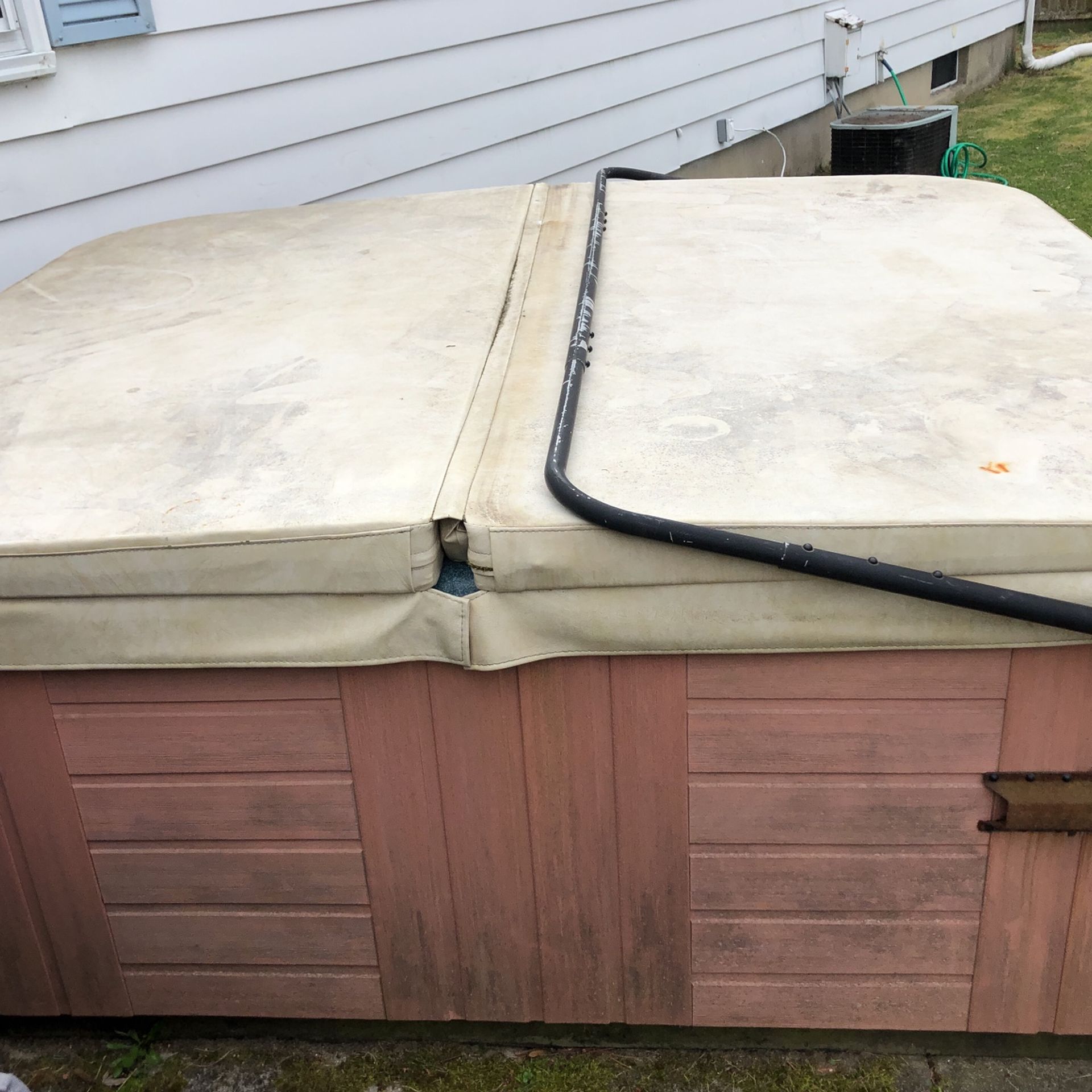 FREE hot Tub 