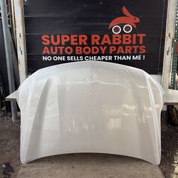 2021 Tahoe Suburban Hood OEM 2026