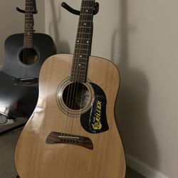Acoustic 6 String Guitar 