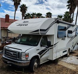 2019 Jayco Redhawk Class C, only 8347 miles!