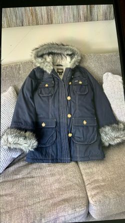 XS/TP authentic Guess Jean w/Faux Fur Jacket