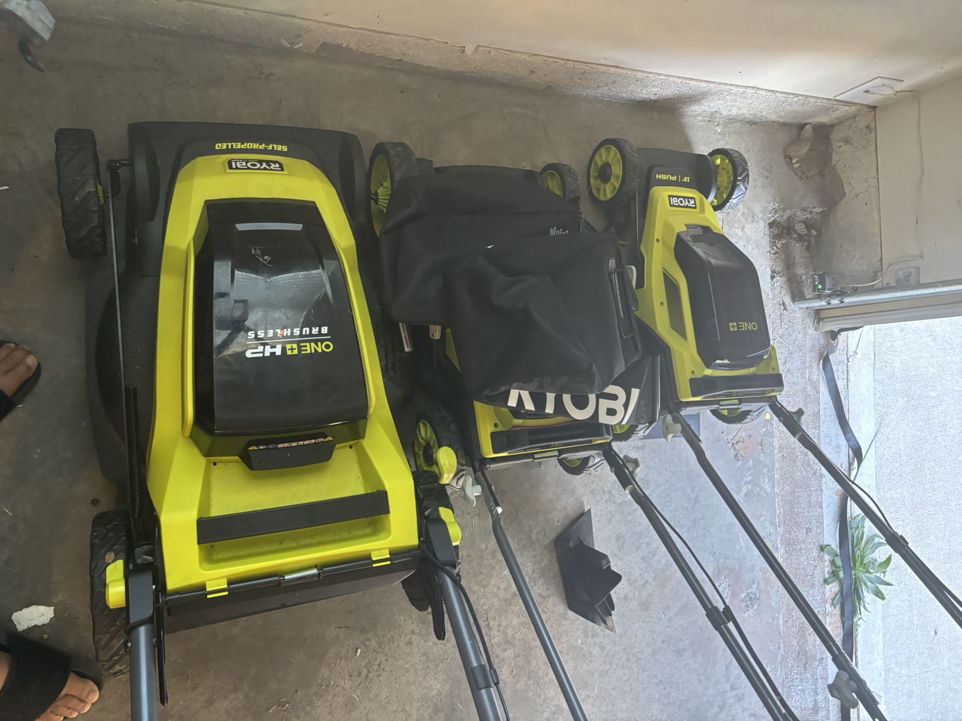 Ryobi Electric Lawnmower
