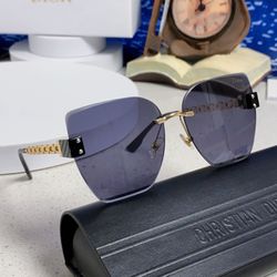 A classic business sunglasses for men