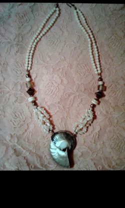 NAUTILUS SHELL NECKLACE