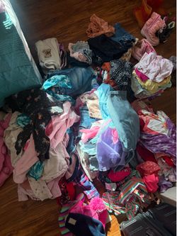 Girl 4,5 and some 6 clothes