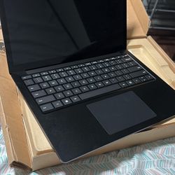 Laptop 4 13.5" Touchscreen Laptop,