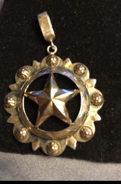 Sterling silver pendant