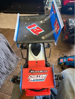 Custom works 13.5 sprint car