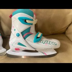 Ice Skates Adjustable Size 4-7, Fit Size 4, 5, 6, 7