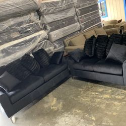 Black Living Room Sofa & Loveseat 