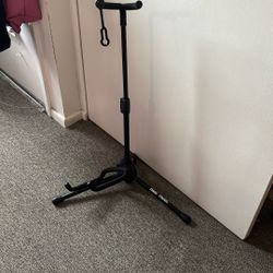 Guitar stand