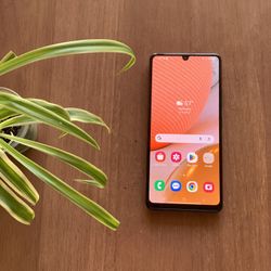 Samsung Galaxy A42 5G ( Unlocked) 128gb Gray Color