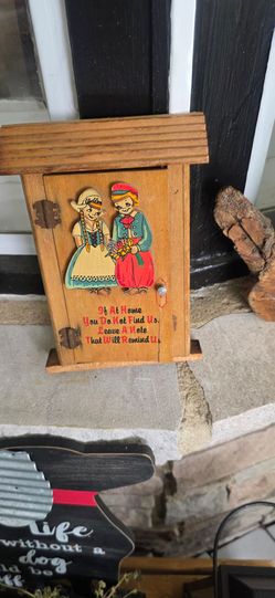 Vintage wooden message box