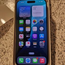 iPhone 16 Pro Max 
