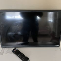 Moving , Pick Up Only !!32 Inch Vizio