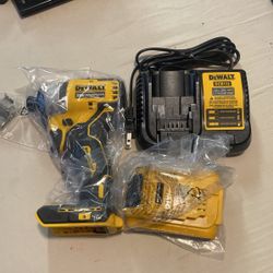 Dewalt Compact Impact Drill 20v