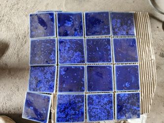 Beautiful tile - small quantity and some is cracked