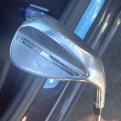 Titleist 46, 60, 56* wedges & Tsi2 rescue wood