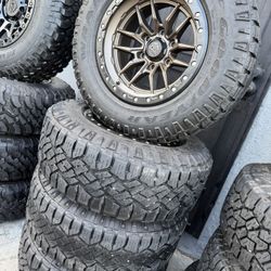 ✅‼️ Vendo Rines Nuevos Para Toyota Tacoma Y Chevy Silverado Con Llantas Semi Nuevas