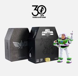 Buzz lightyear