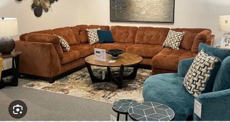 Three-piece sectional sofa