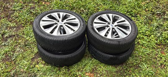 245/50 R20 subaru stock tires