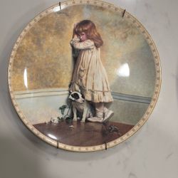  Royal Doulton Collector Plate – “In Disguise” (8.5” with Wall Mount)