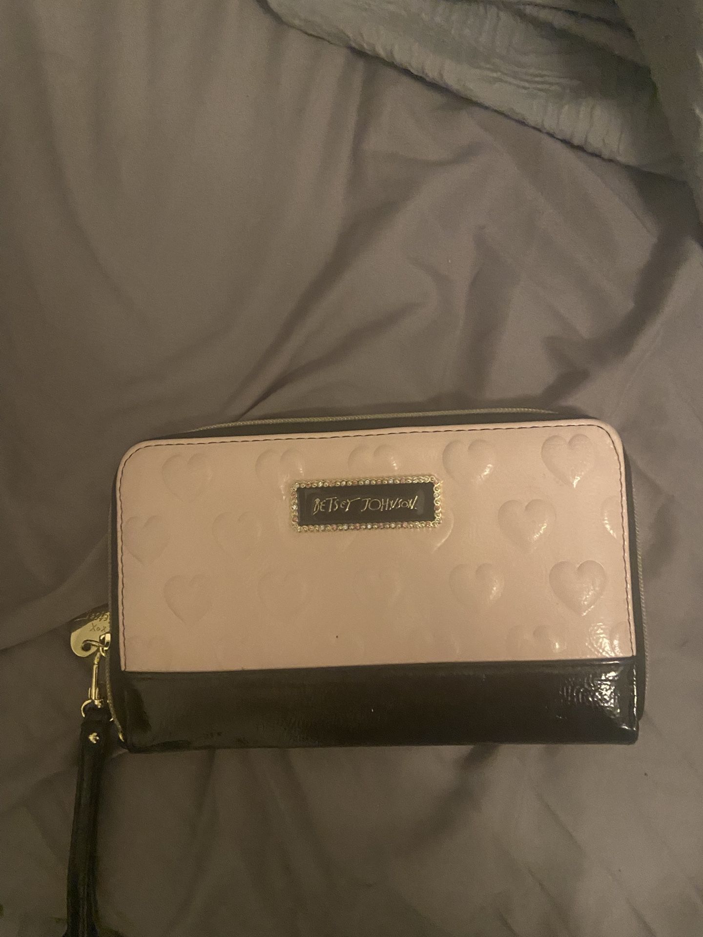 Woman’s Big Betsy Johnson Wallet
