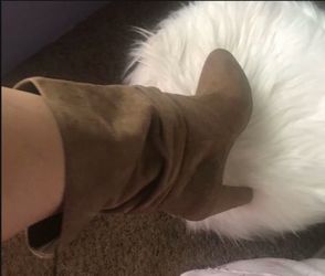 NEW Sz 7, 7.5  Black and Camel Boots SALE  $30  Pair 🎈