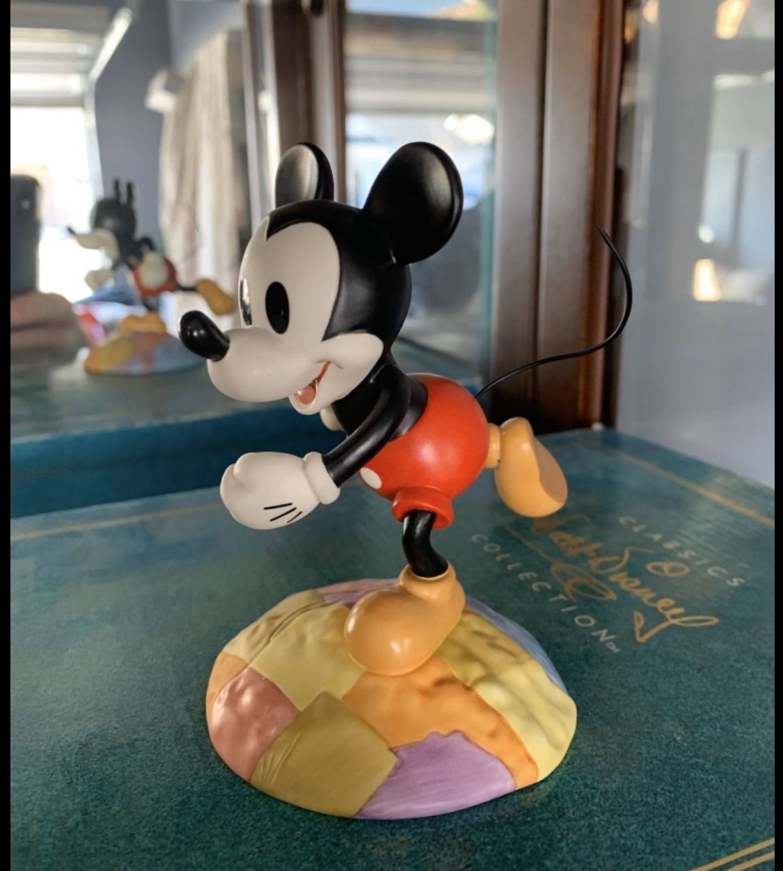 WDCC - MICKEY MOUSE “MILLENNIUM MICKEY”