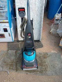 Bissell professional  pet carpet cleaner pro heat 2